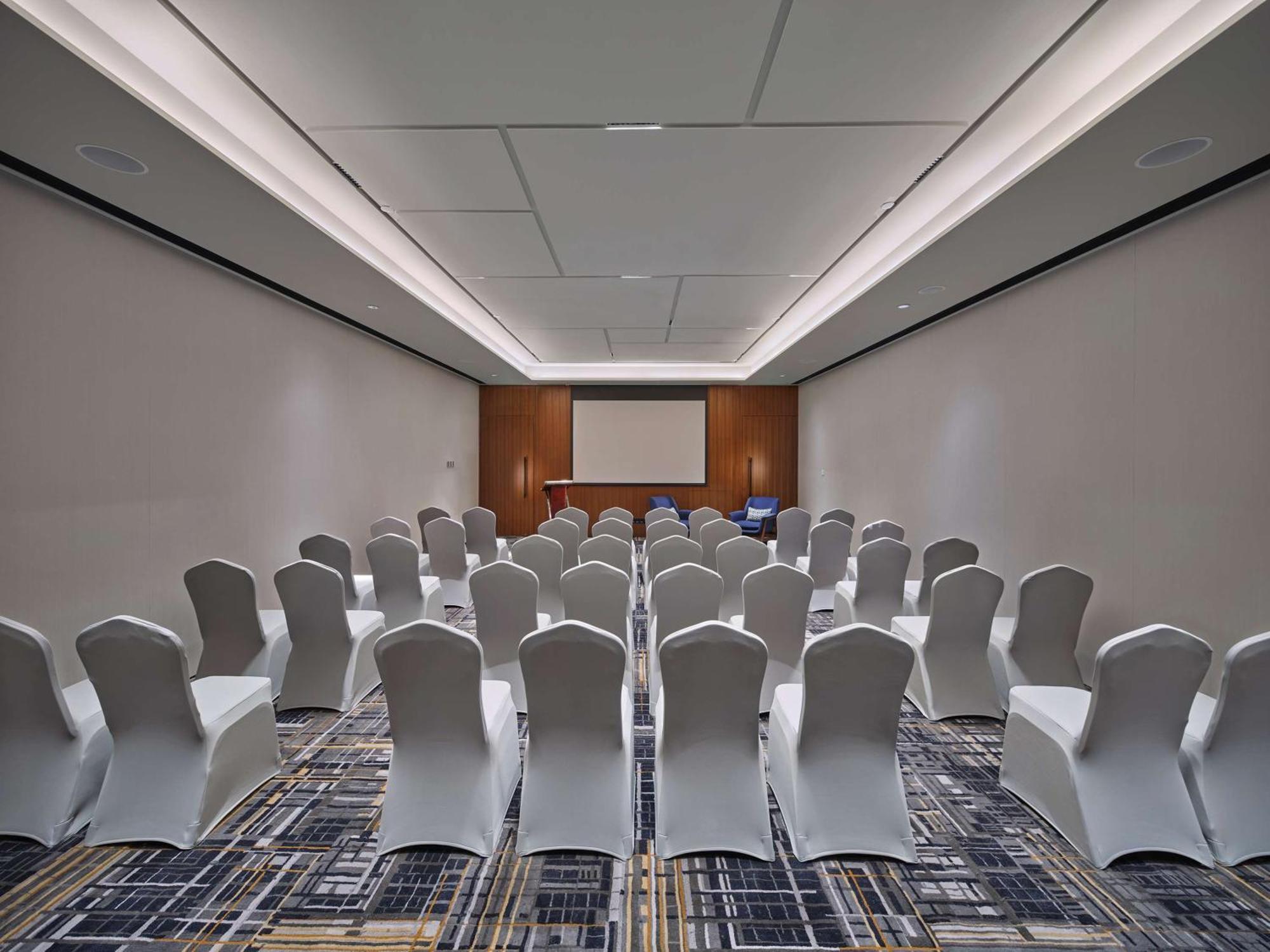 Hilton Garden Inn Guangzhou Tianhe Екстериор снимка